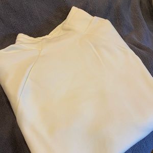 Like New Fabletics Cream Pullover